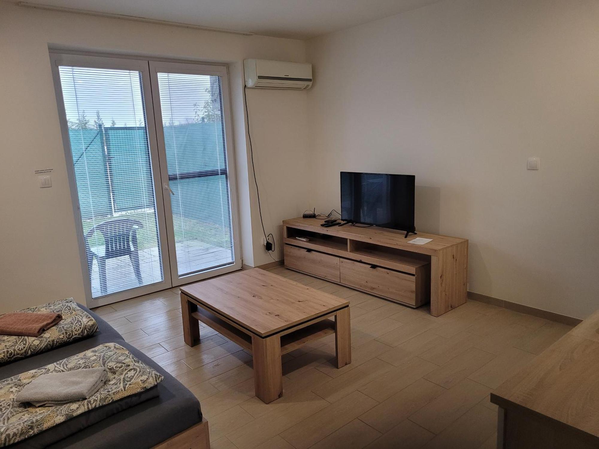 Apartman Neva Galanta Exteriör bild